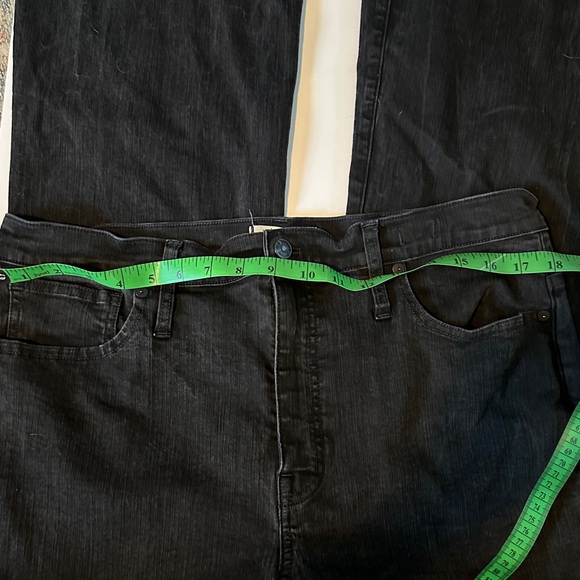 Madewell Skinny Flare Jeans in Black Frost Wash Size 33 - Picture 8 of 13